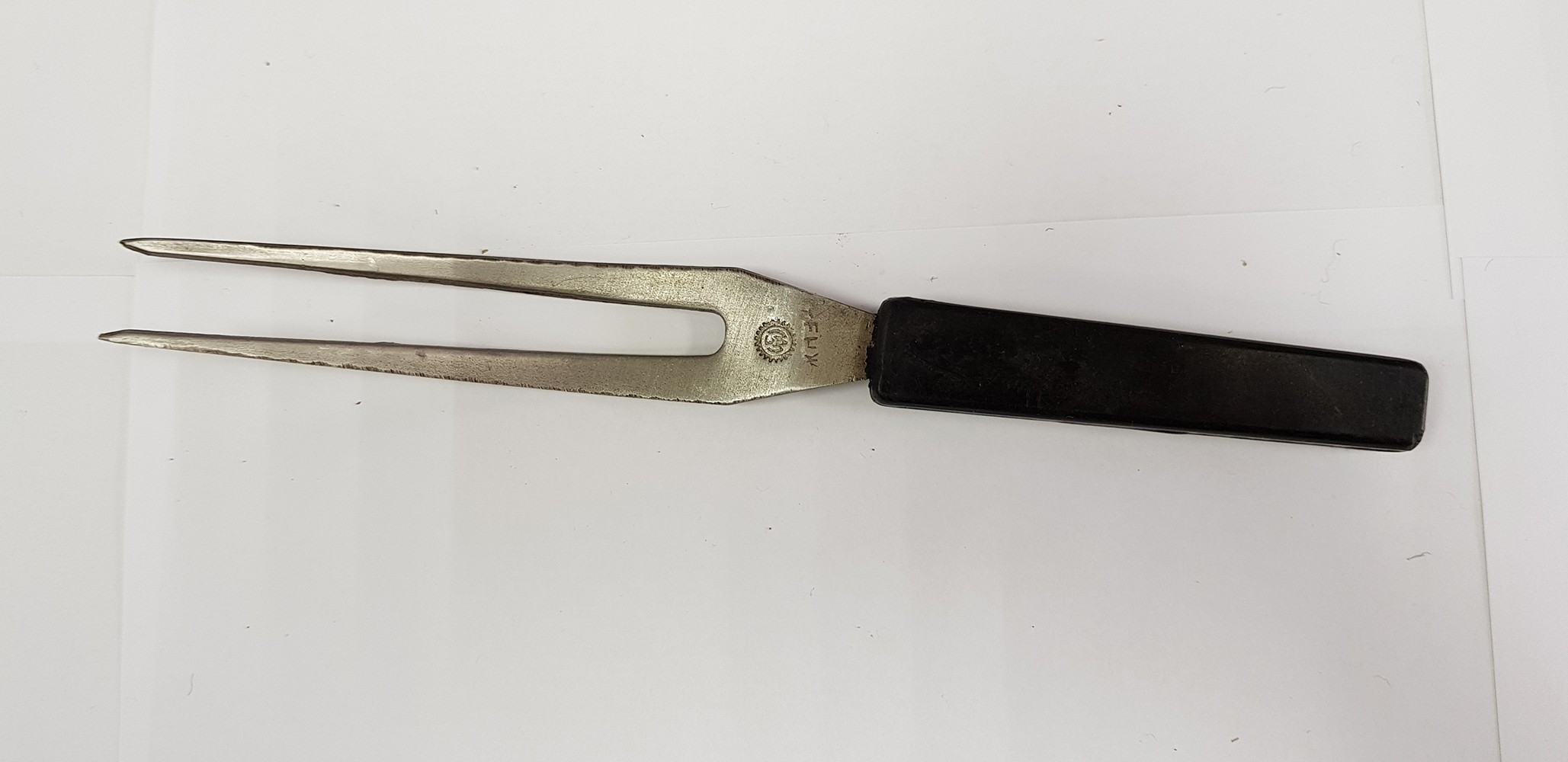 Вилка для мяса столовая