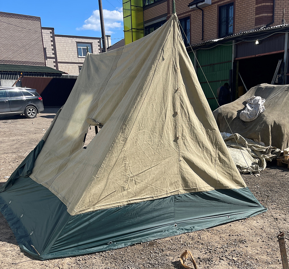 Палатка Гарнизон-3 с двускатной крышей